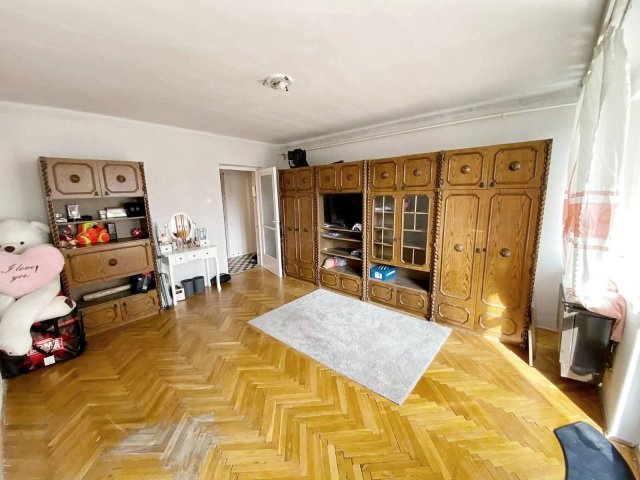 Kiadó téglalakás, albérlet, Nyíregyházán, Kert utcában