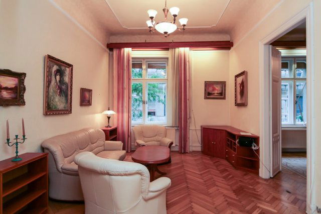 Eladó téglalakás, Budapesten, VIII. kerületben 76 M Ft, 2 szobás