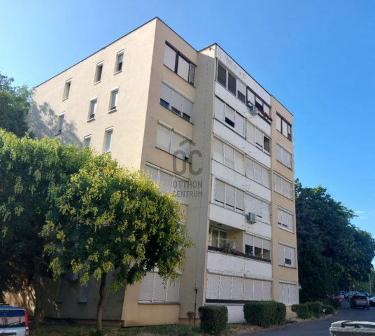 Eladó téglalakás, Szekszárdon, Alisca utcában 36.8 M Ft