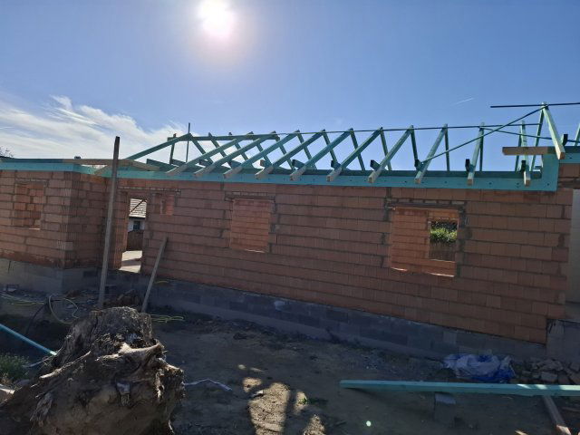 Eladó téglalakás, Mendén, Rét utcában 99.9 M Ft, 4 szobás