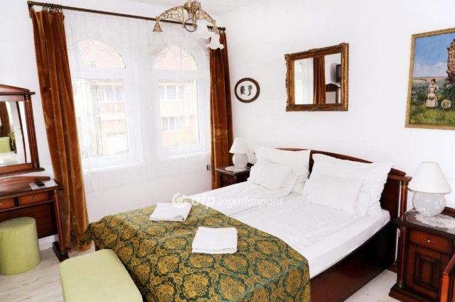 Eladó családi ház, Egerben 149 M Ft, 7 szobás