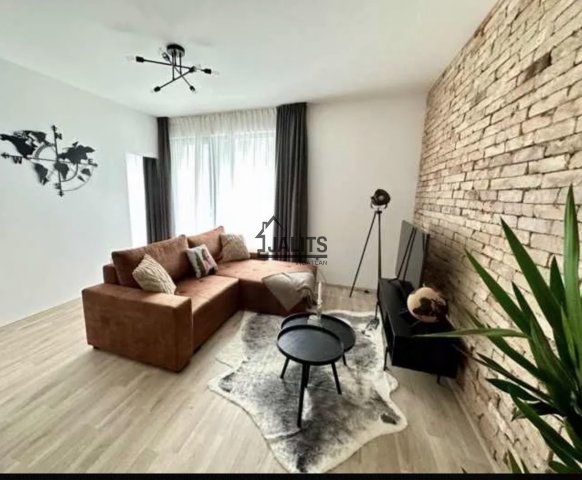 Kiadó téglalakás, albérlet, VI. kerületben, Csengery utcában