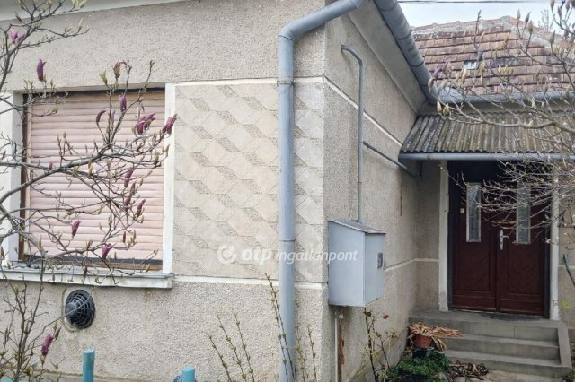 Eladó családi ház, Türjén 25 M Ft, 2 szobás