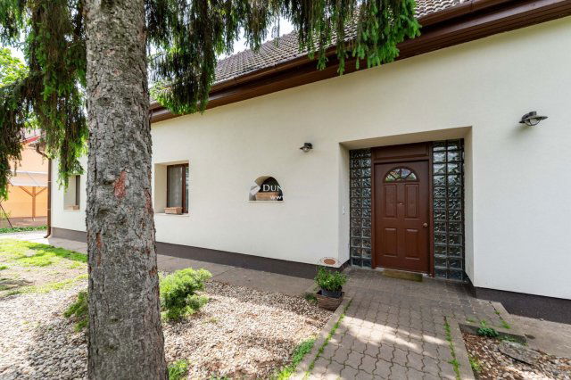 Eladó családi ház, Budapesten, XVII. kerületben 219 M Ft