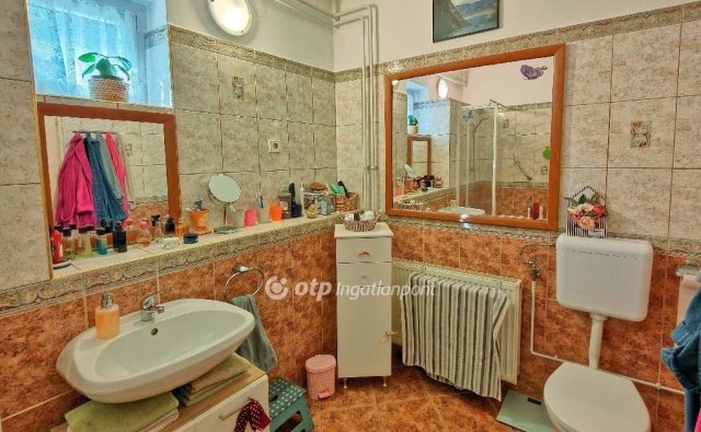 Eladó családi ház, Siklóson 77.9 M Ft, 3 szobás