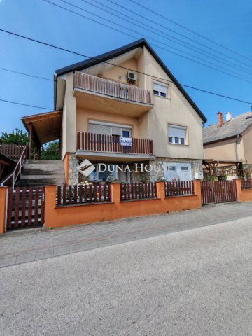 Eladó családi ház, Nemesvámoson 92.99 M Ft, 7 szobás