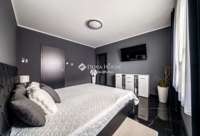 Eladó családi ház, Dabason 186 M Ft, 4 szobás