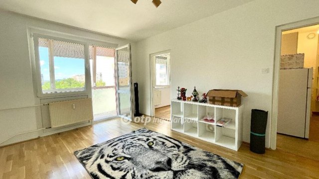 Eladó panellakás, Budapesten, XV. kerületben 55 M Ft, 1+1 szobás