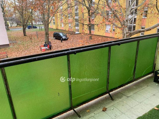 Eladó téglalakás, Nyíregyházán 39.9 M Ft, 2 szobás