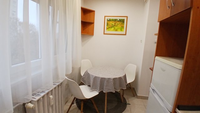 Kiadó panellakás, albérlet, Kecskeméten 150 E Ft / hó, 2 szobás