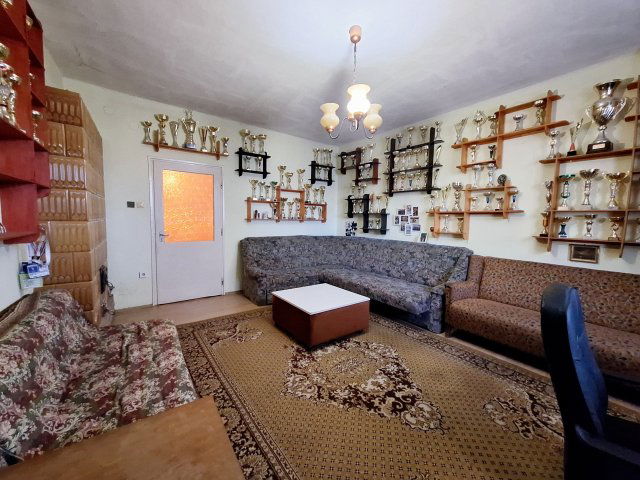 Eladó családi ház, Sümegen 20 M Ft, 2 szobás