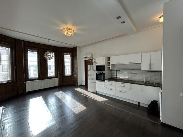 Eladó téglalakás, Budapesten, VII. kerületben 136.5 M Ft