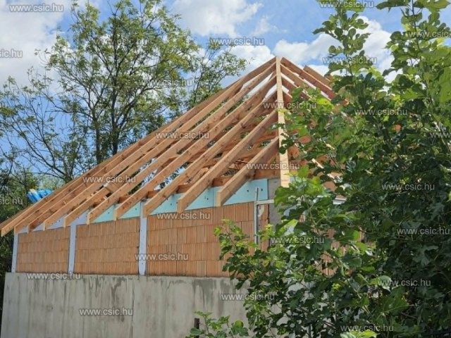 Eladó ikerház, Pomázon 119.9 M Ft, 5 szobás