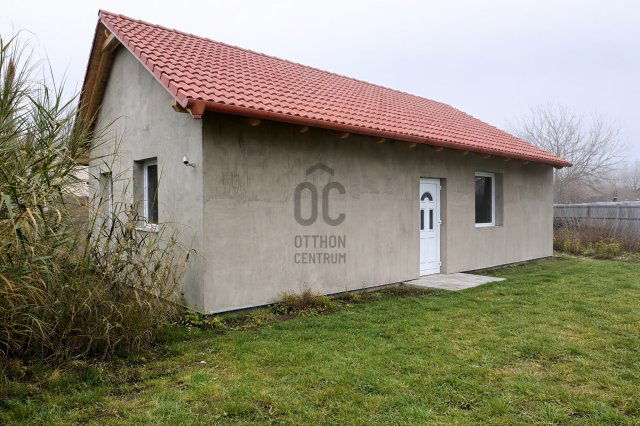 Eladó családi ház, Siófokon 32 M Ft, 3 szobás