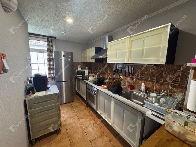 Eladó családi ház, Pákán 16.9 M Ft, 2 szobás