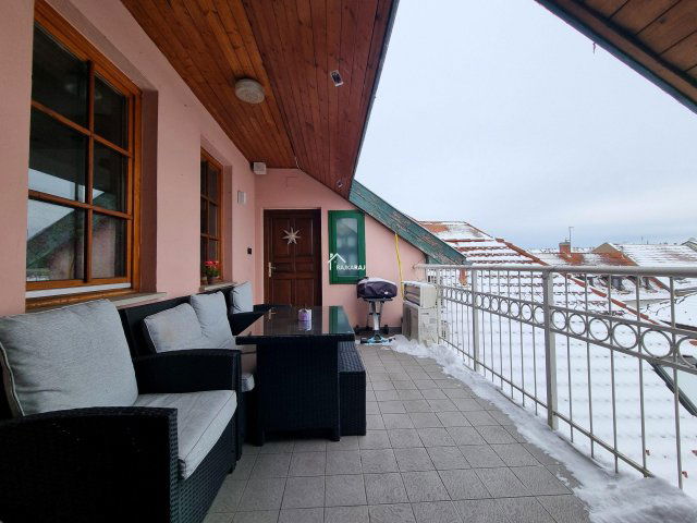 Eladó téglalakás, Mosonmagyaróváron 51.9 M Ft, 3 szobás