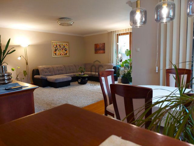 Eladó családi ház, Balatonföldváron 269.9 M Ft, 3 szobás