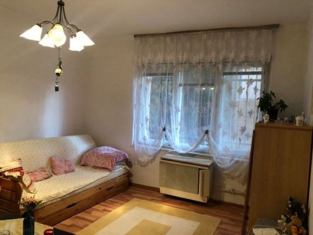 Eladó téglalakás, Kecskeméten 34.9 M Ft, 1 szobás