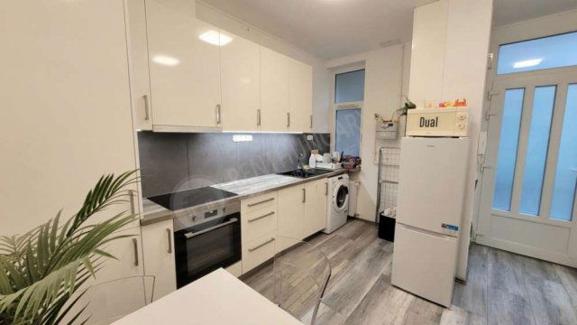 Kiadó téglalakás, albérlet, VII. kerületben, Kertész utcában