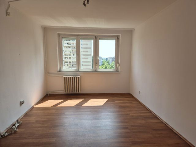 Eladó panellakás, Budapesten, III. kerületben 56.9 M Ft