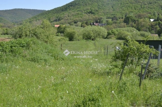 Eladó családi ház, Pilisszentlászlón 126 M Ft, 4 szobás