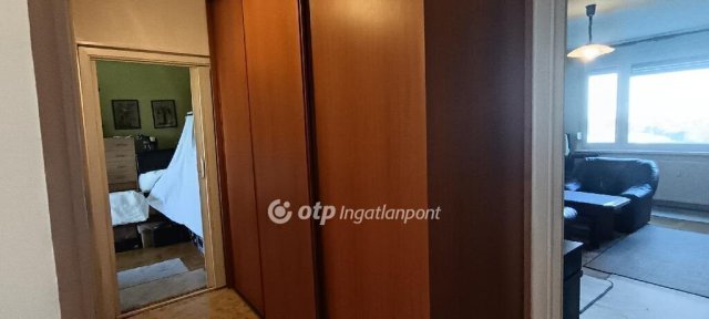 Eladó panellakás, Budapesten, XXI. kerületben 65.9 M Ft