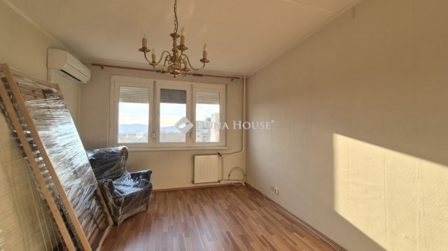 Eladó panellakás, Budapesten, XV. kerületben 48.9 M Ft, 2 szobás