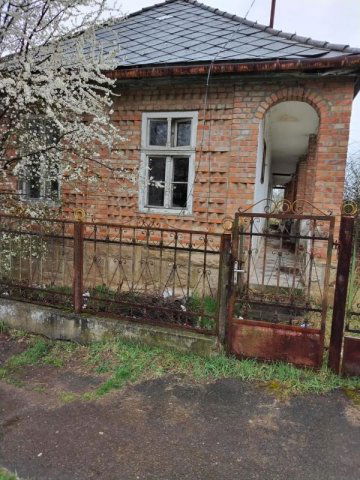 Eladó családi ház, Pétervásárán 4.5 M Ft, 3 szobás