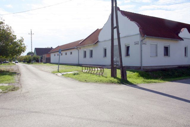 Eladó családi ház, Hajóson 48 M Ft, 6 szobás