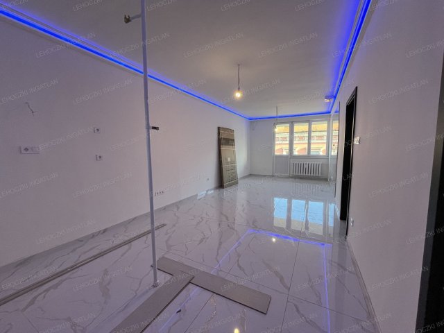 Eladó panellakás, Nyíregyházán 55 M Ft, 2 szobás