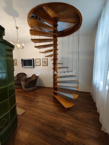 Eladó téglalakás, Kőszegen 51 M Ft, 3 szobás