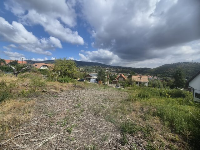 Eladó telek, Pécsett, Mária dűlőn 59.99 M Ft
