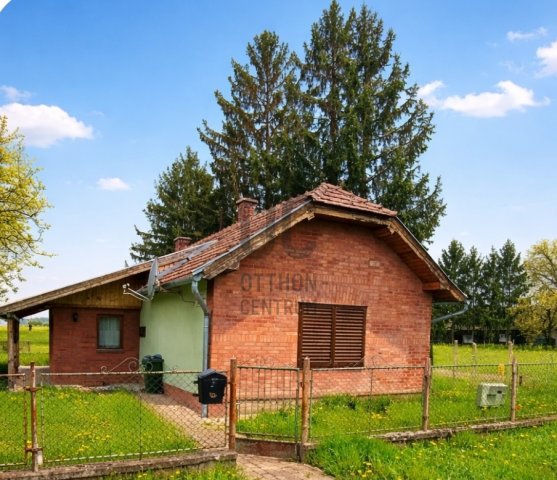 Eladó családi ház, Zalatárnokon 27.9 M Ft, 2 szobás