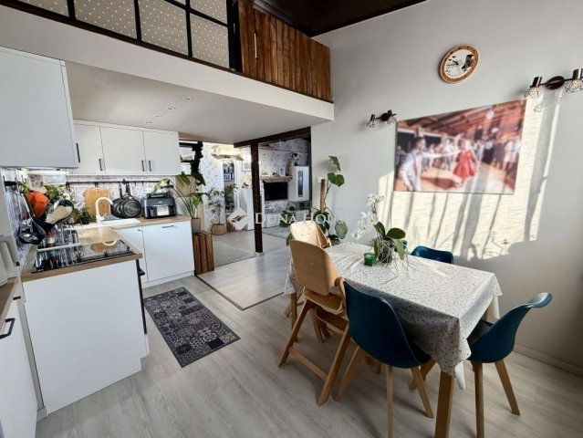 Eladó téglalakás, Budapesten, XIV. kerületben 100 M Ft, 3 szobás