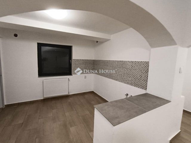 Eladó családi ház, Pilisen 34.99 M Ft, 4 szobás