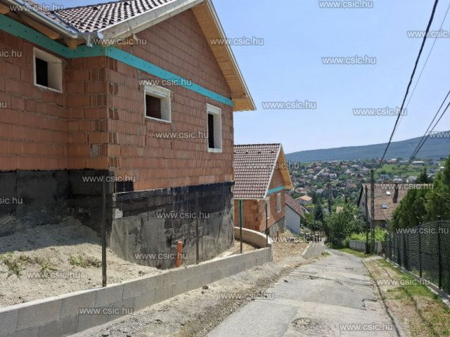 Eladó ikerház, Pomázon 122.9 M Ft, 5 szobás