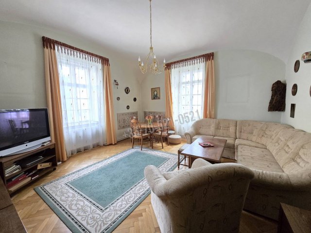 Eladó téglalakás, Pécsett 94.9 M Ft, 3 szobás