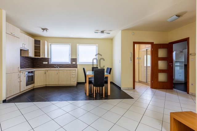 Eladó sorház, Dunakeszin 139.9 M Ft, 5 szobás