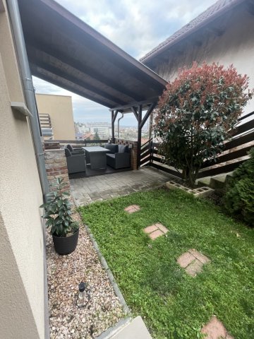 Eladó téglalakás, Pécsett 75 M Ft, 3 szobás