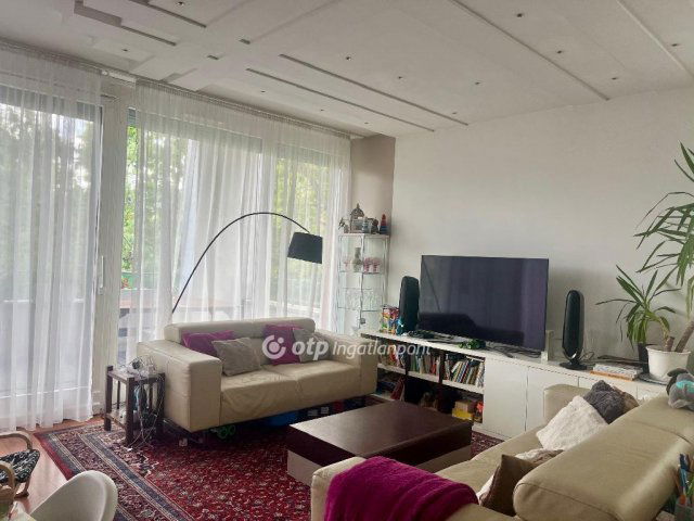 Eladó téglalakás, Budapesten, II. kerületben 199.9 M Ft