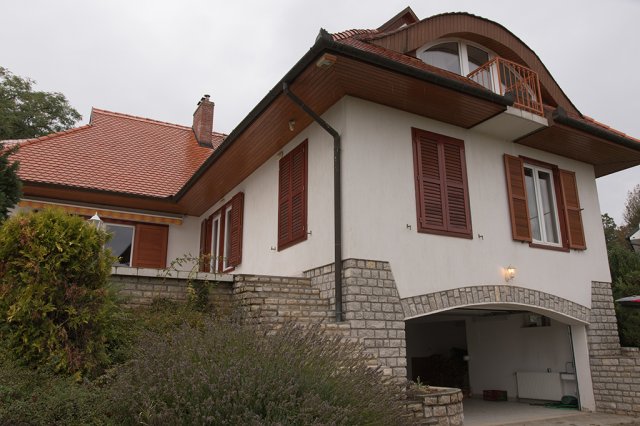 Eladó családi ház, Vonyarcvashegyen 199 M Ft, 6 szobás