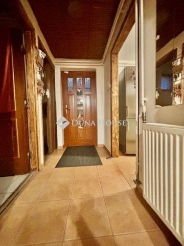 Eladó családi ház, Budapesten, XVIII. kerületben 179.5 M Ft