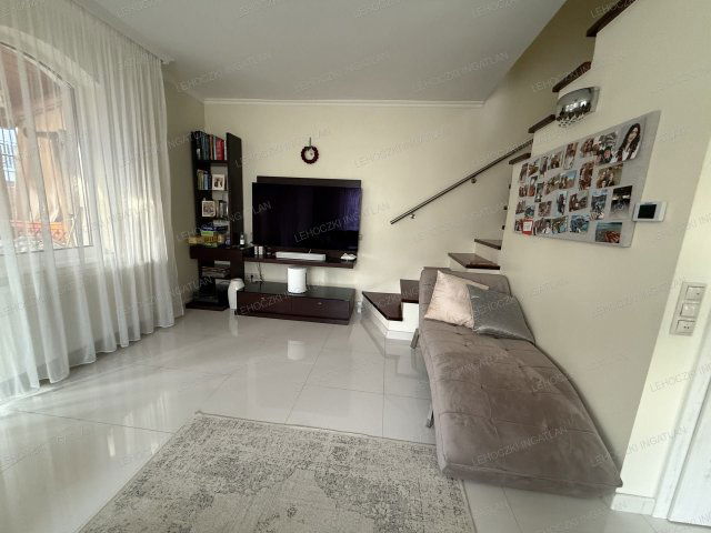 Eladó sorház, Nyíregyházán 99 M Ft, 4 szobás