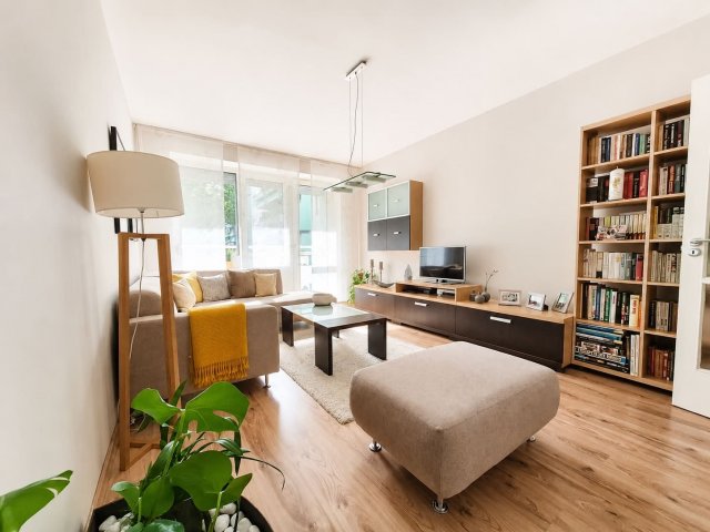 Eladó panellakás, Szombathelyen, Nagy László utcában 58.5 M Ft