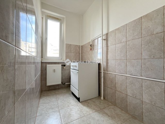 Eladó panellakás, Budapesten, XVIII. kerületben 49.99 M Ft