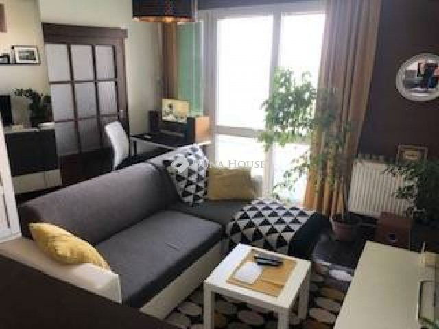 Kiadó téglalakás, albérlet, Pécsett 160 E Ft / hó, 1 szobás
