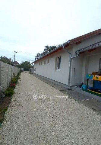 Eladó ikerház, Érden 113 M Ft, 5 szobás / költözzbe.hu