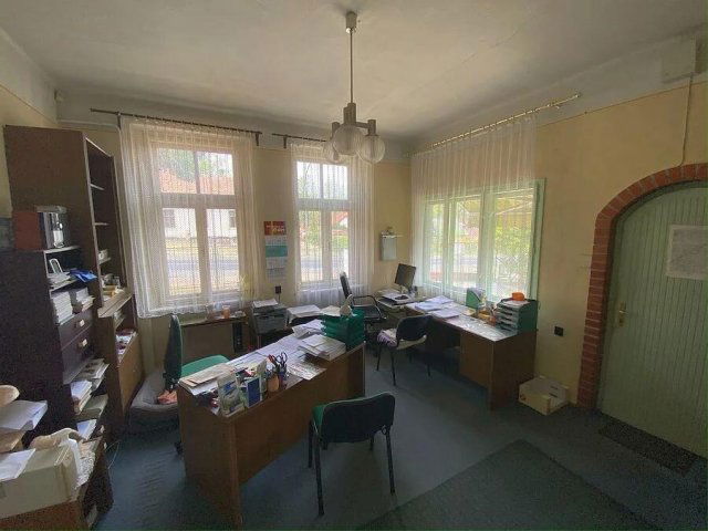 Eladó ikerház, Balatonföldváron 55.9 M Ft, 3 szobás