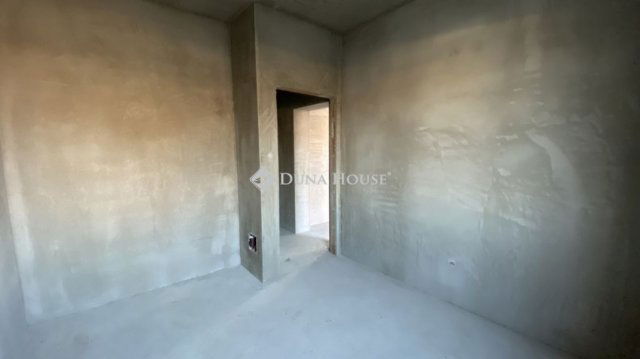 Eladó téglalakás, Dunaharasztin 96.945 M Ft, 3 szobás