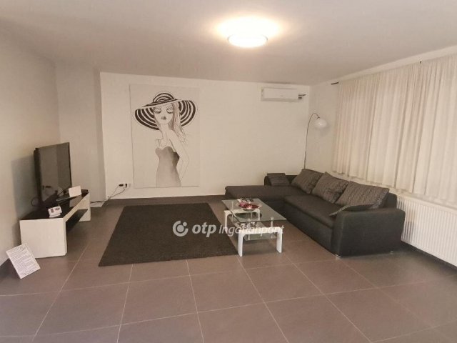 Eladó nyaraló, Orosházán 45 M Ft, 2 szobás